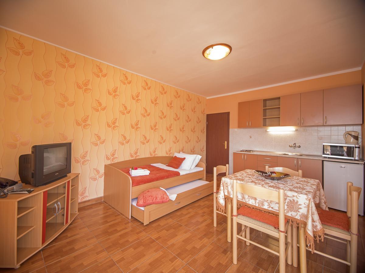 Apartments Stella Del Mare Risan Exterior foto